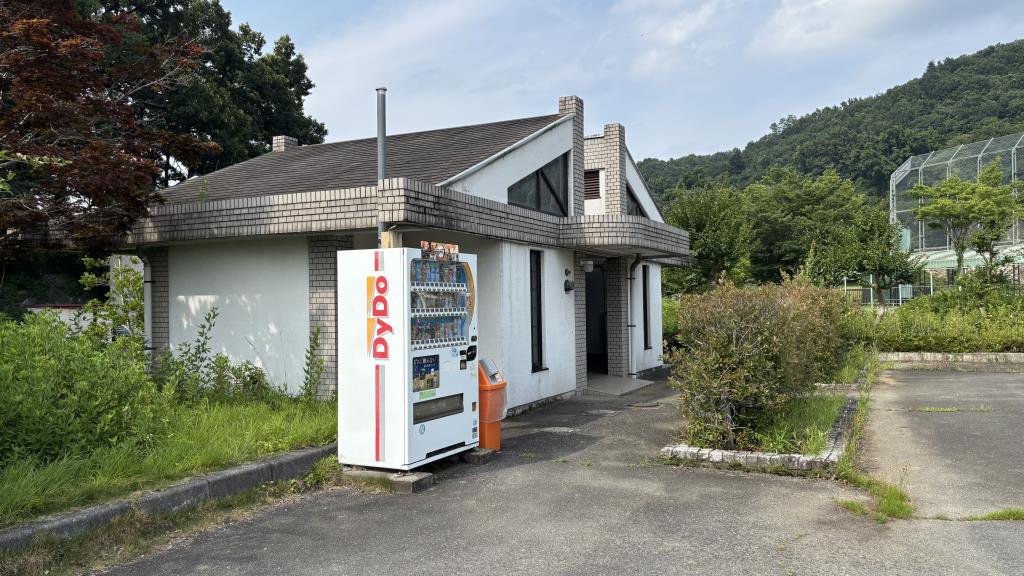 吉田取方総合運動公園_屋外トイレ